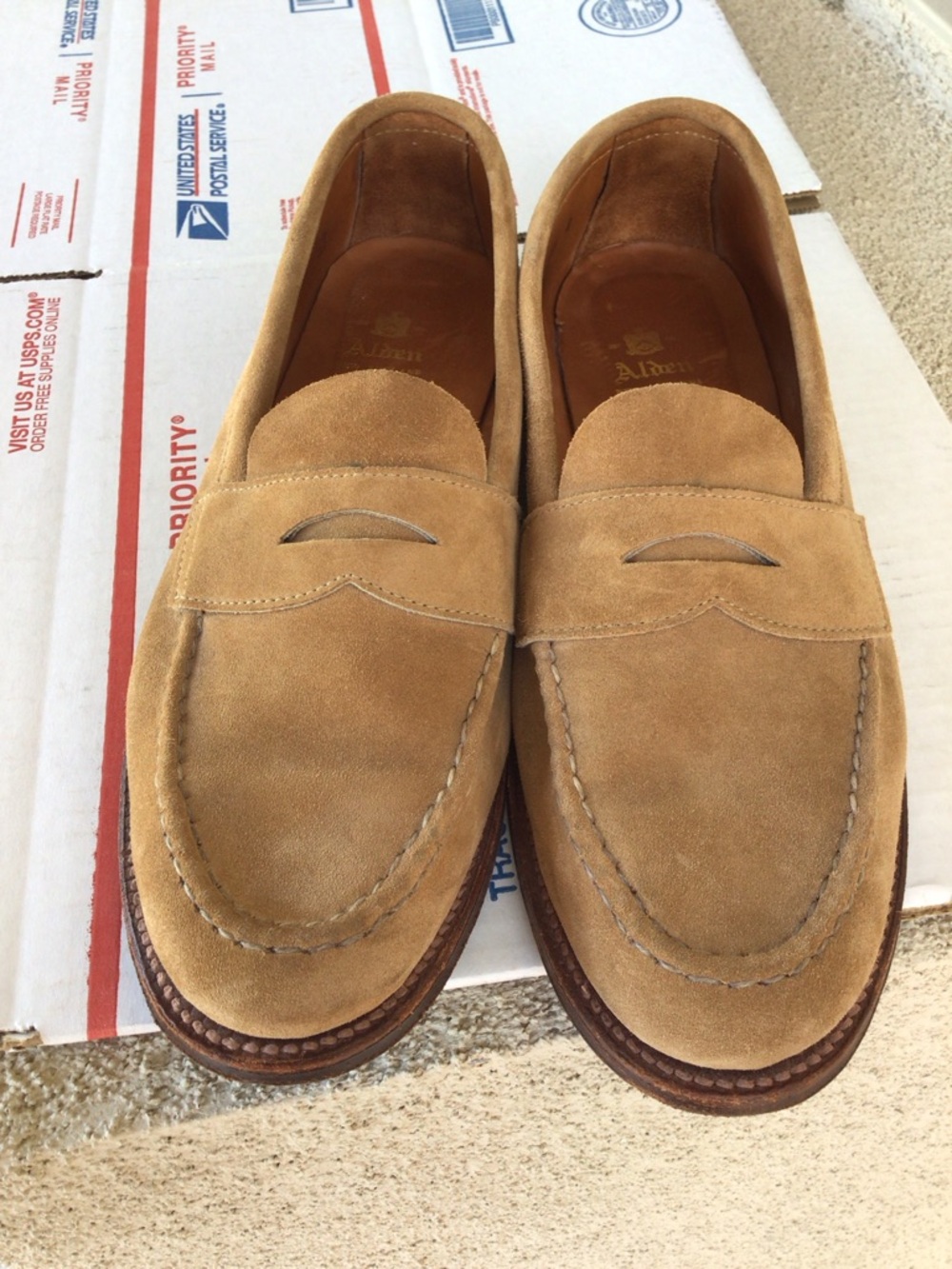 Alden used conditions suede loafers 9.5/D minimal usage - Picture 11 of 16